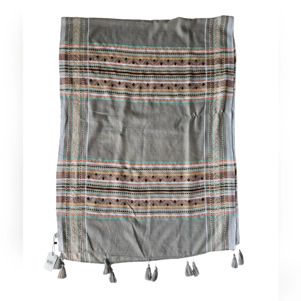 NWT TICKLED PINK Gray Aztec Plaid Tassel Scarf | SZ 70